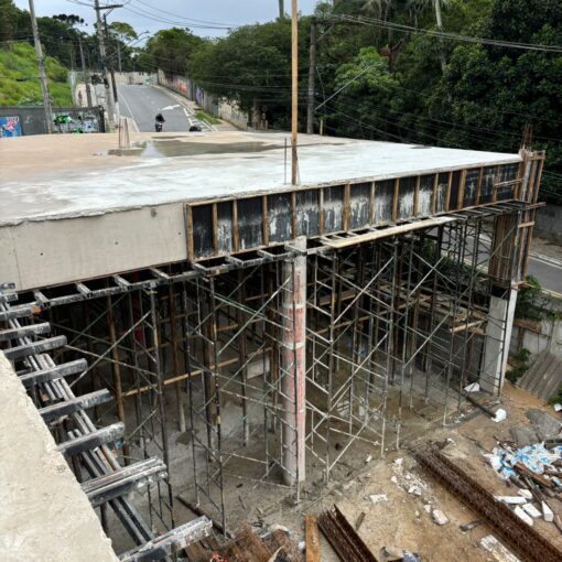 Escora para laje Zona Sul