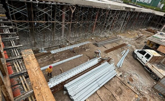 Escoramento para laje Zona Norte