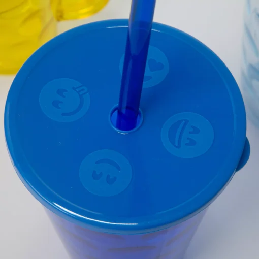 Caneca para festa com tampa
