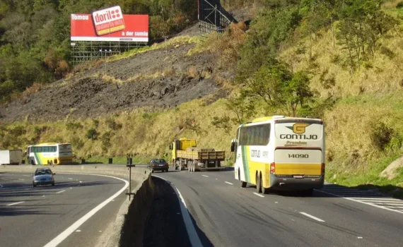 painel-rodoviario-05